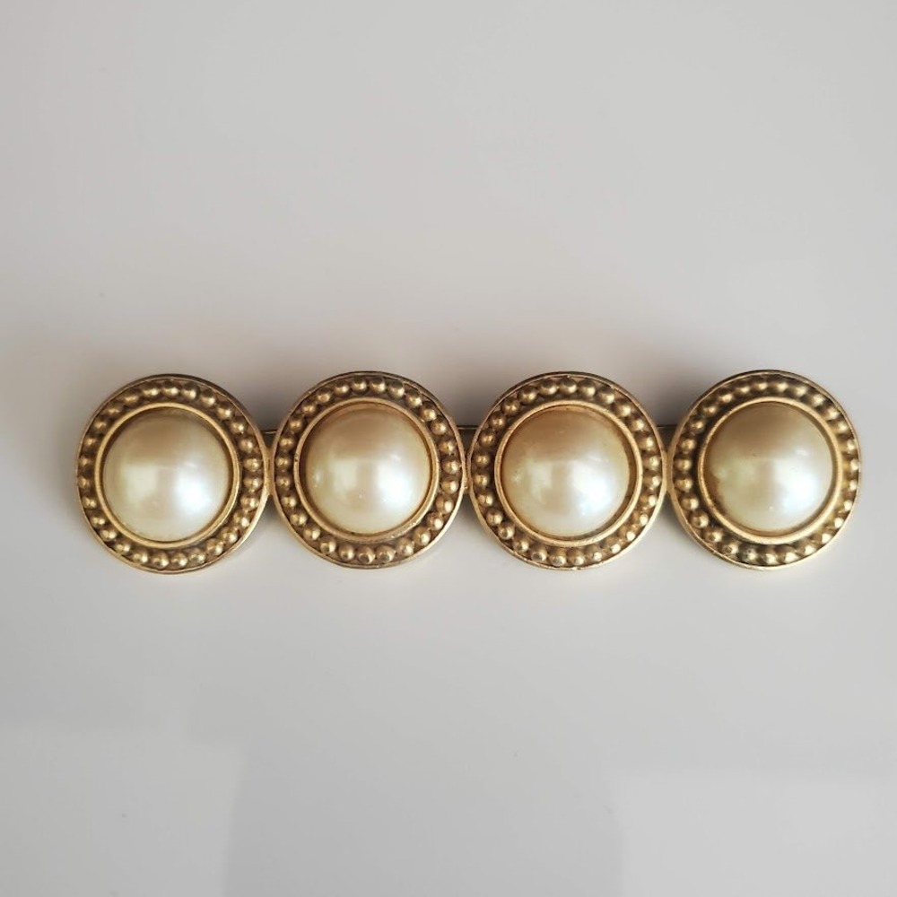 Monet Vintage Gold Tone Faux Pearl 4-Station Bar Brooch Pin Designer Signed